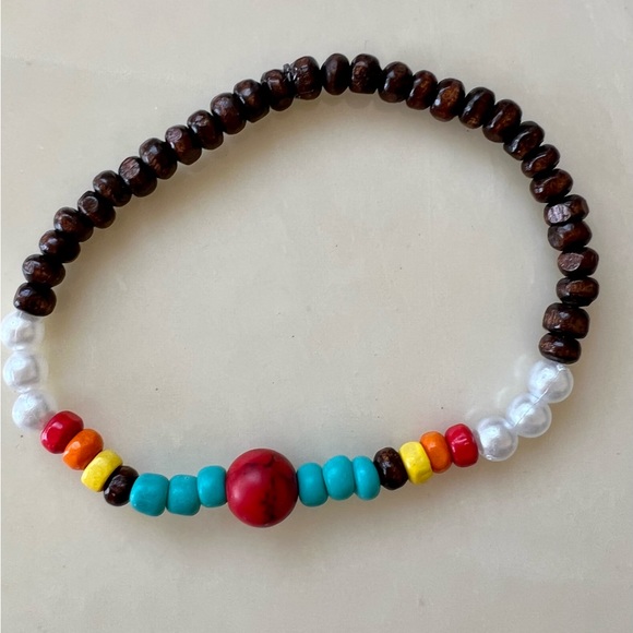 Stack of 3 seed bead stretch bracelets with retro Peace sign - Picture 4 of 5